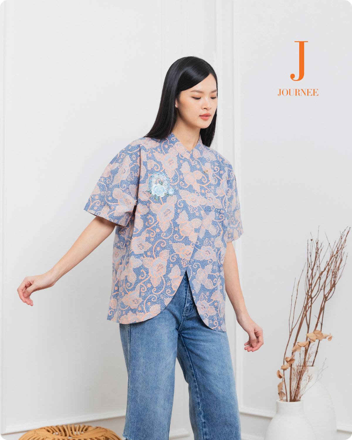 Aleeya Embroided Top Premium Batik
