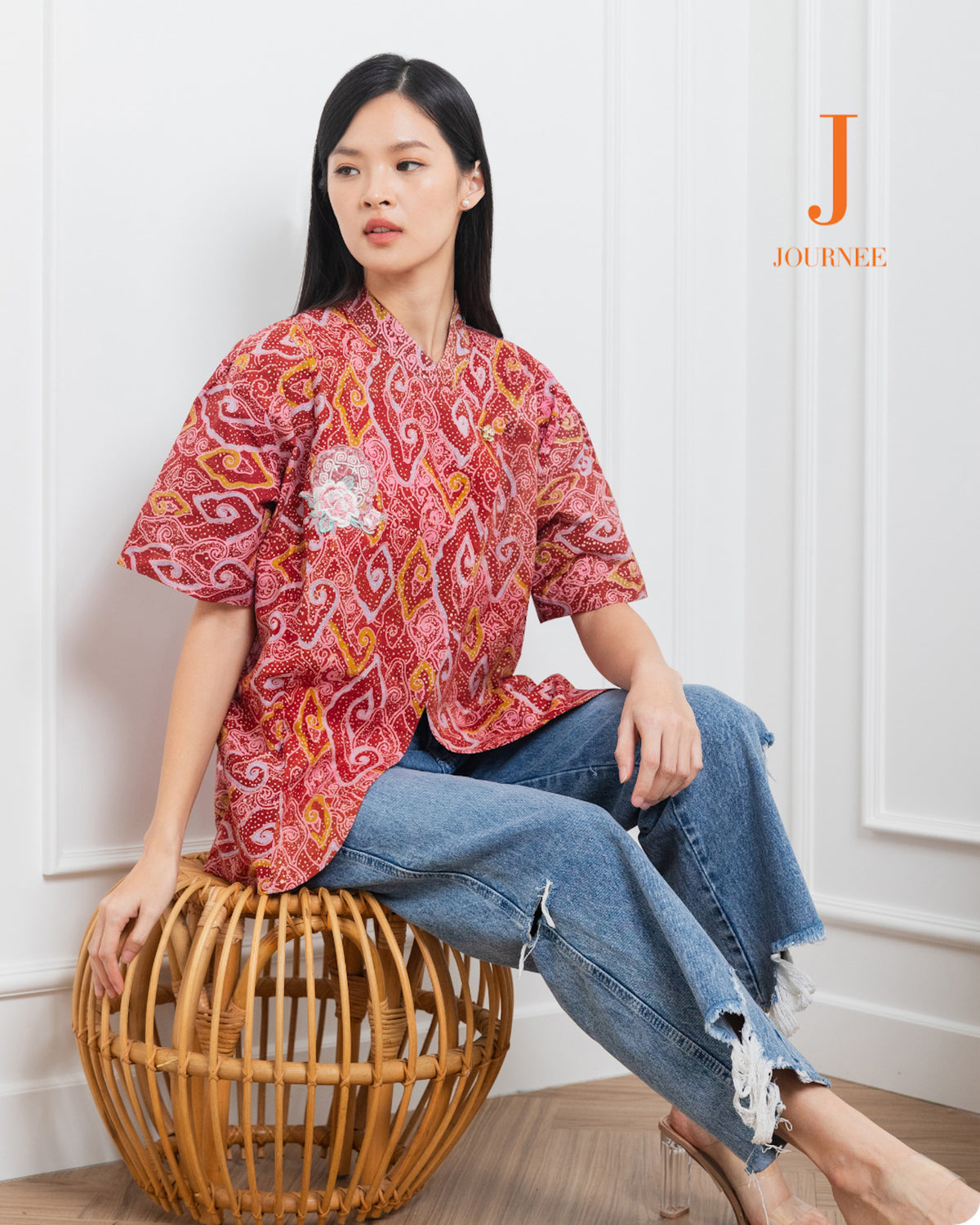 Aleeya Embroided Top Premium Batik Megamendung