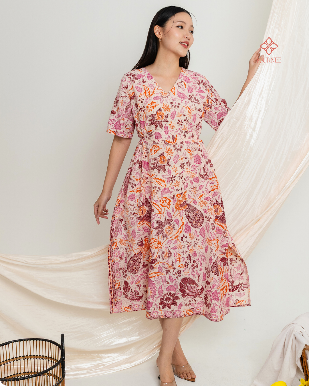 Amany Midi Kaftan Batik Pink Fantasy