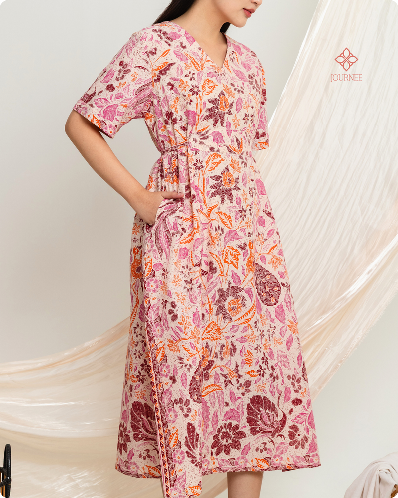 Amany Midi Kaftan Batik Pink Fantasy