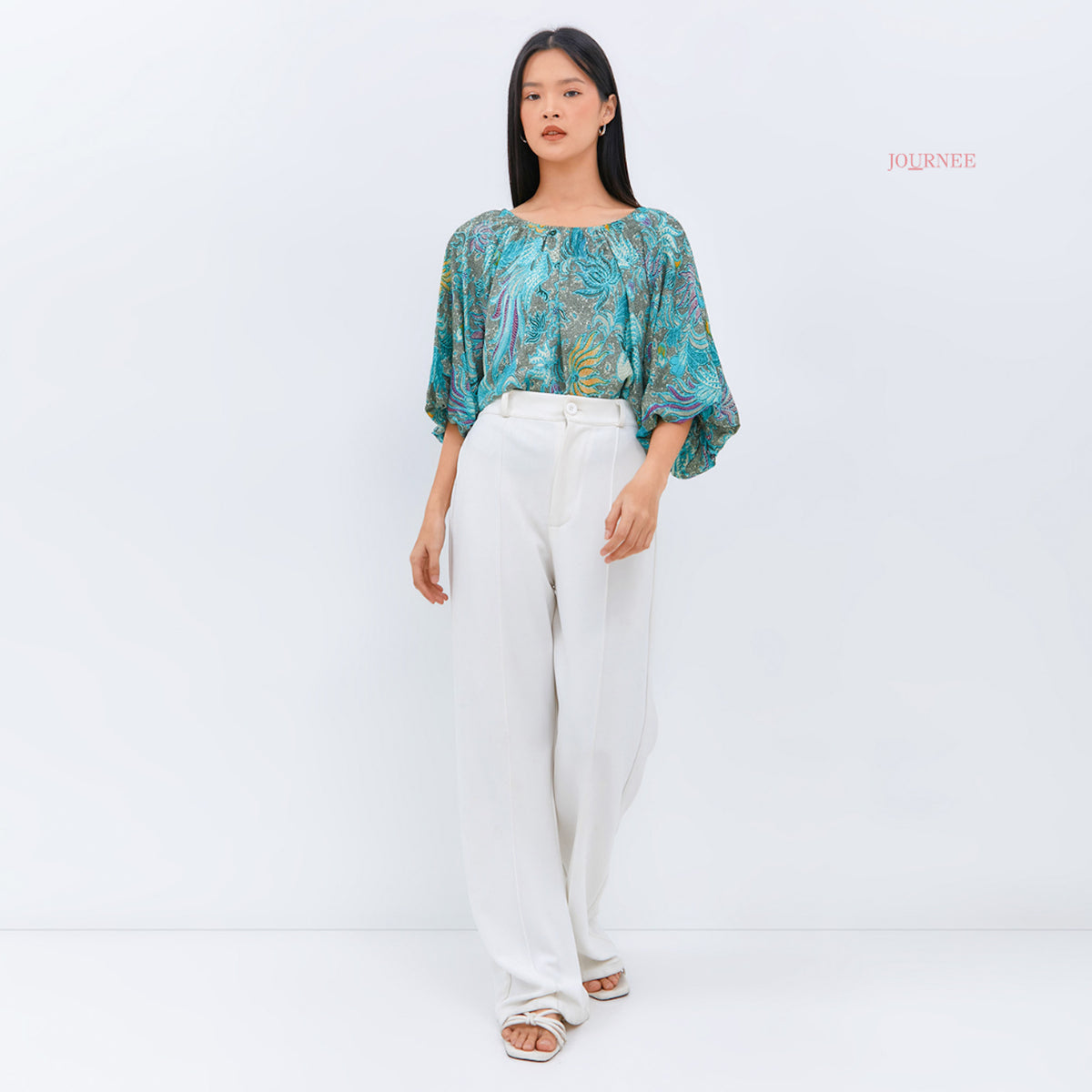 Abekia Batik Elegant Puff Top Paon