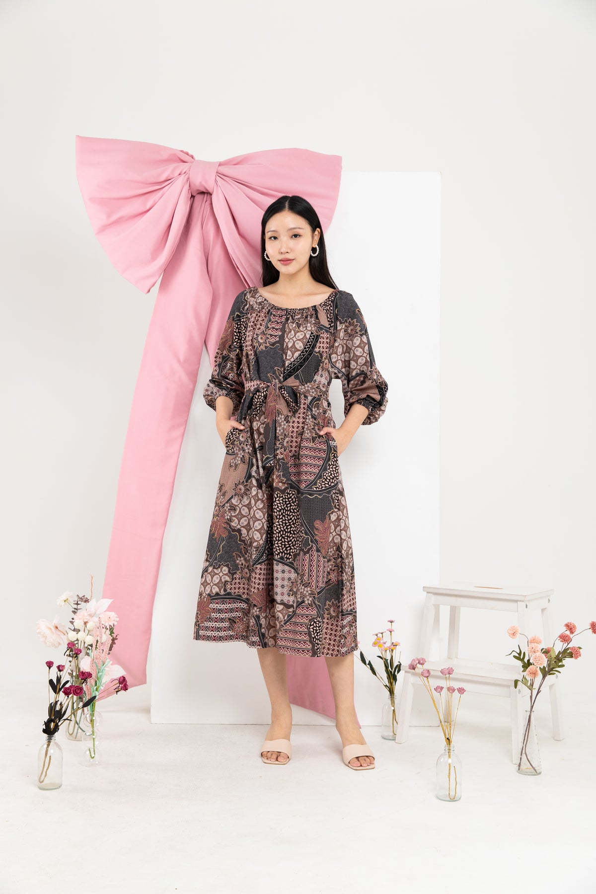 Arei Batik Parada Dress pink