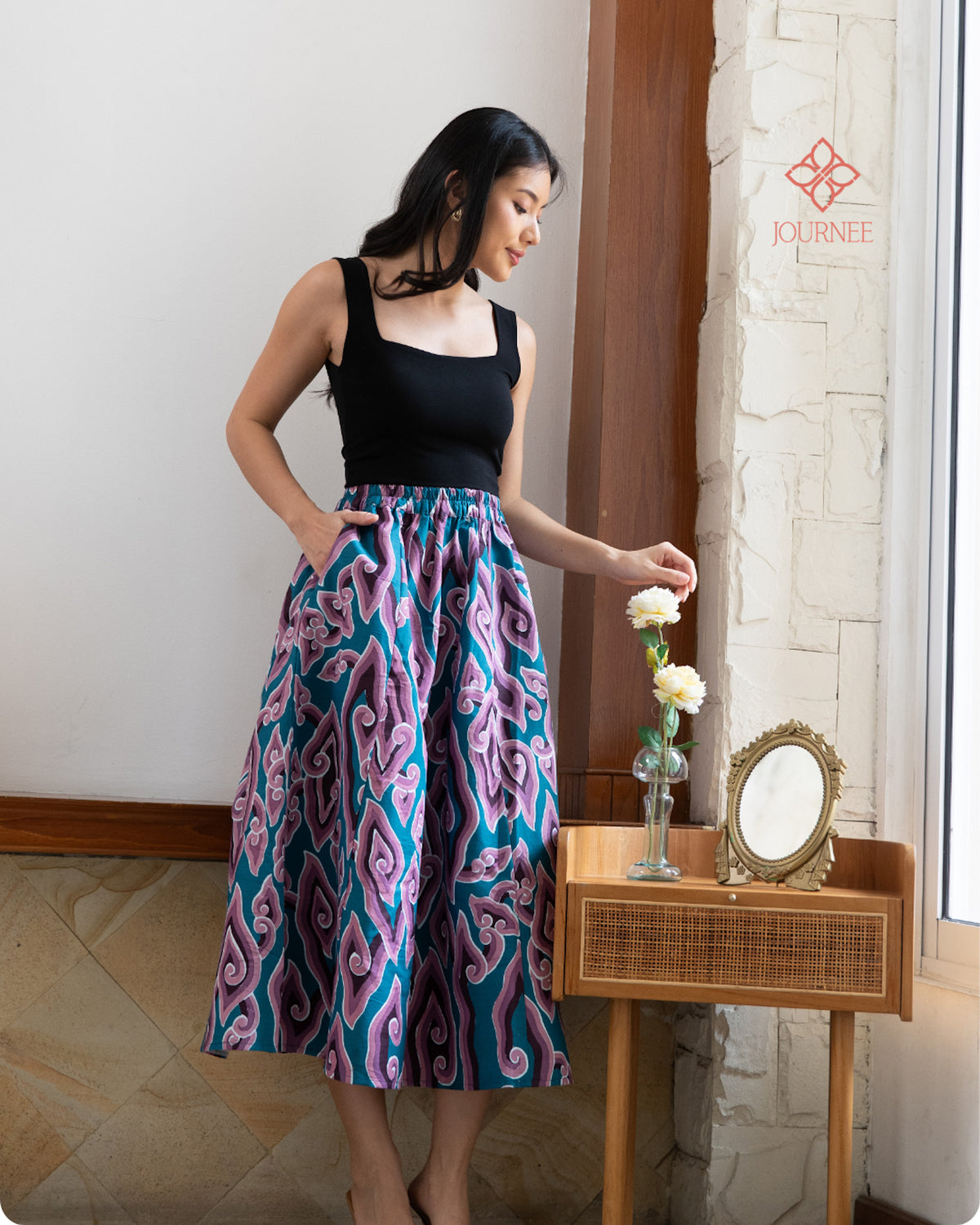 Agenta Midi Cloud Cap Skirt