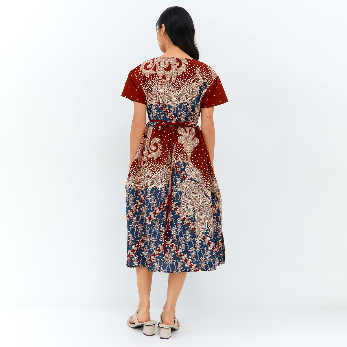 Amany Midi Kaftan Batik Ruby