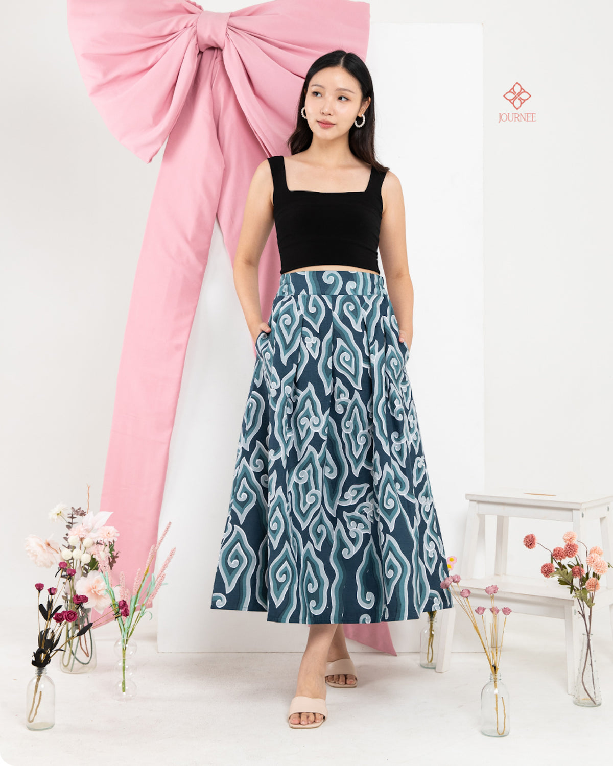 Amai Batik Tulis Skirt Vert