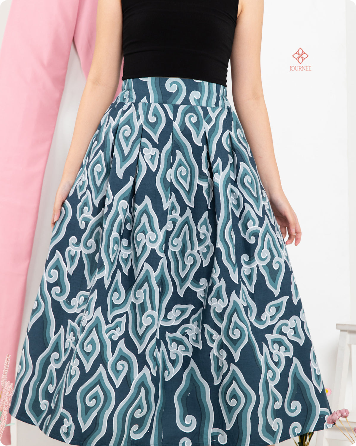 Amai Batik Tulis Skirt Vert