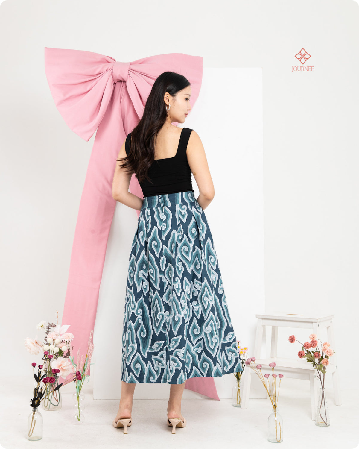 Amai Batik Tulis Skirt Vert