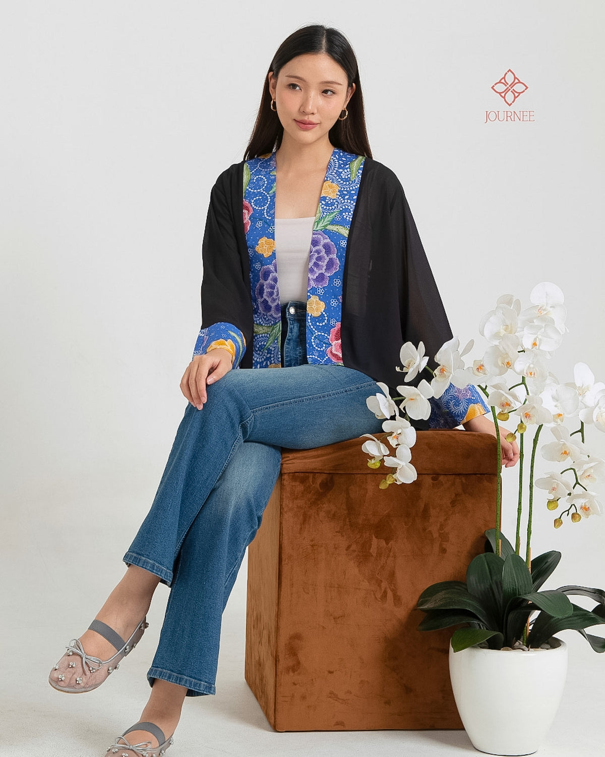 Alusia Chiffon Batik Outer Hydra