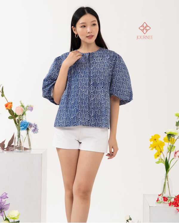 Adila Puff  Top Sapphire Cap
