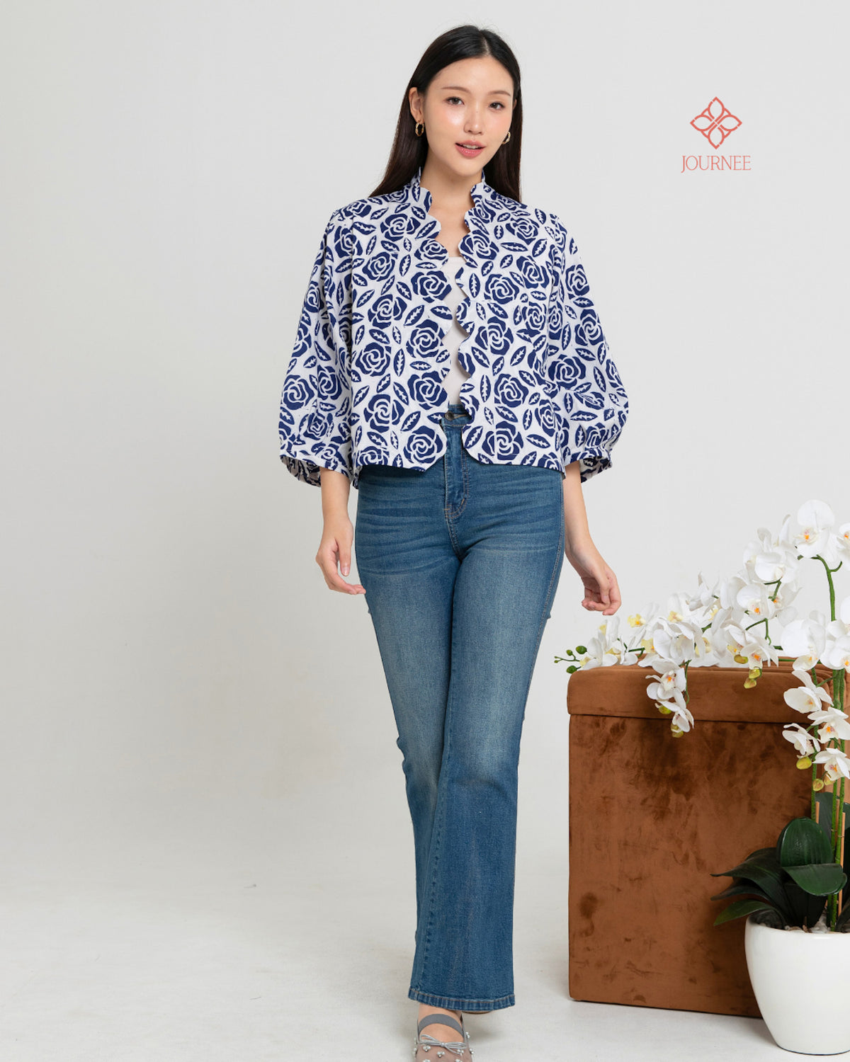 Amil Batik Cap Scallop Outer Rose Porcelain