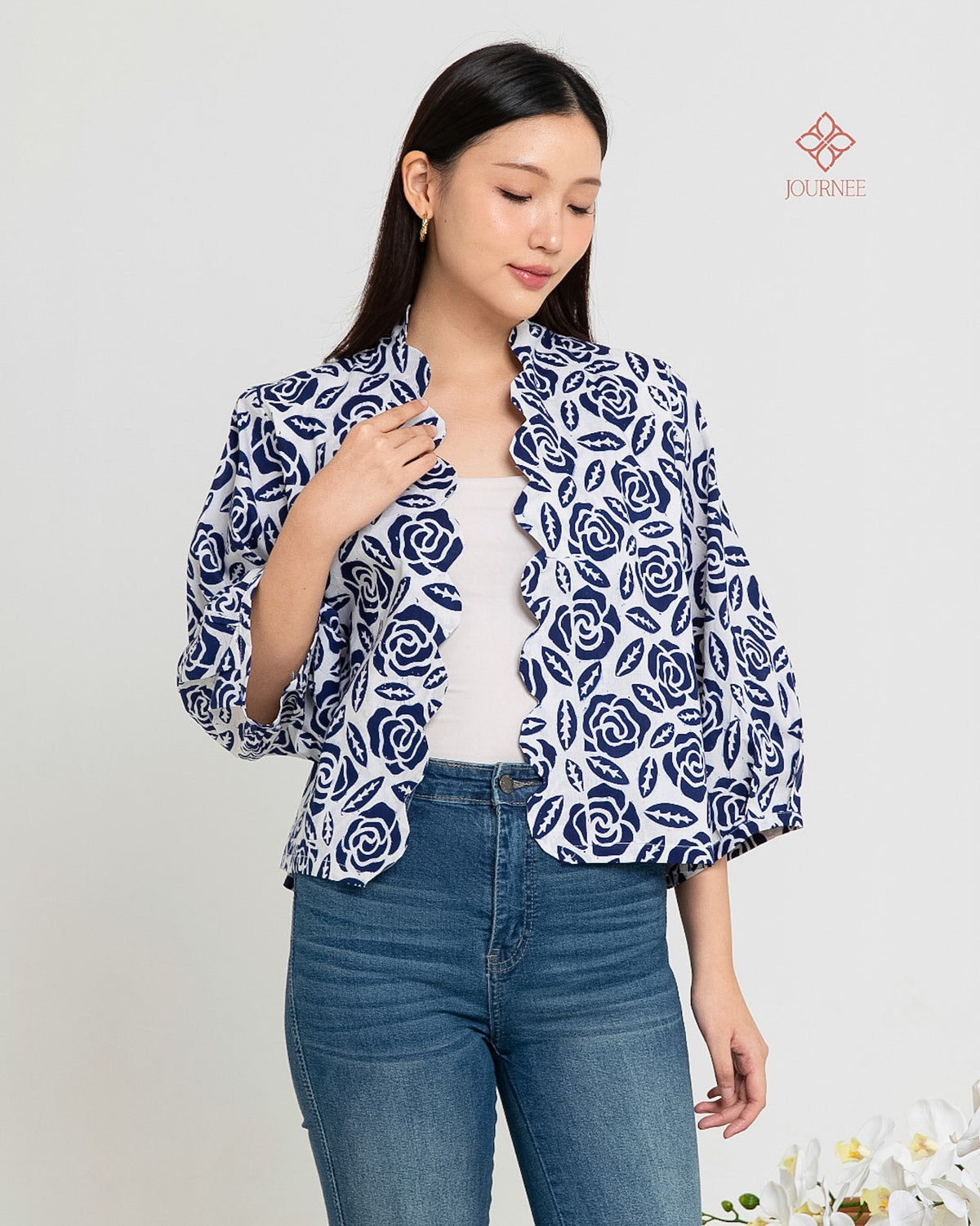 Amil Batik Cap Scallop Outer Rose Porcelain