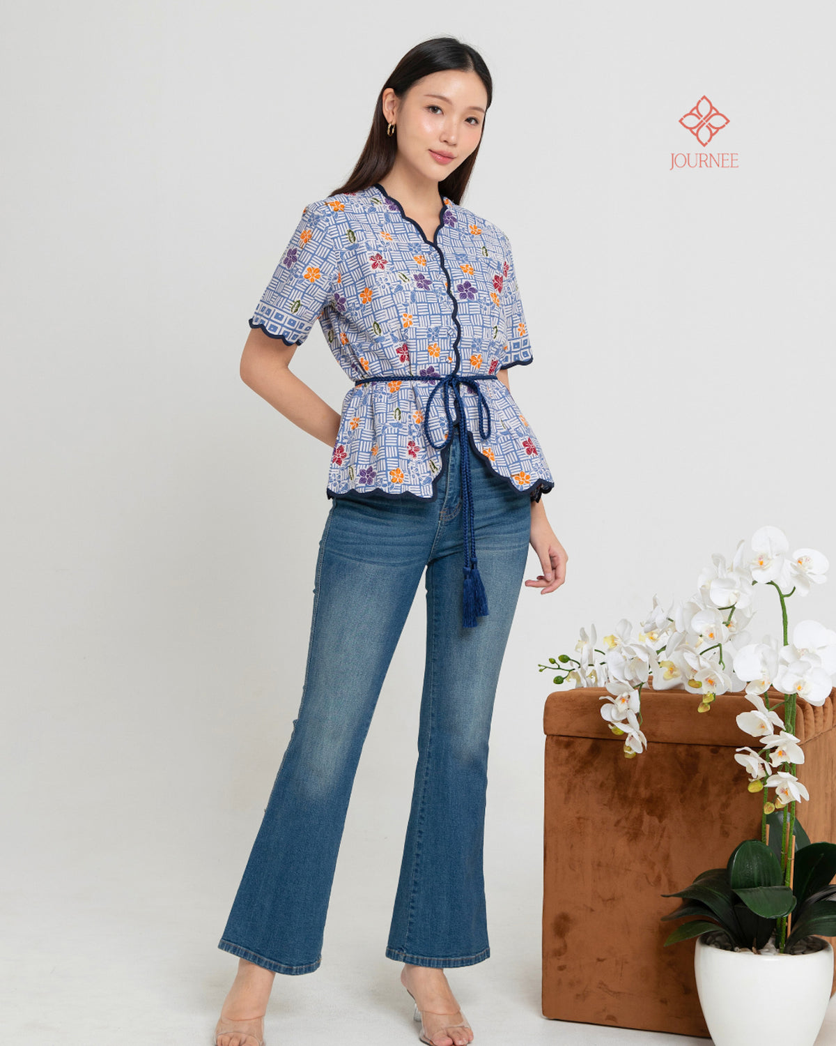 Aprina Scallop Batik Cap Bleu