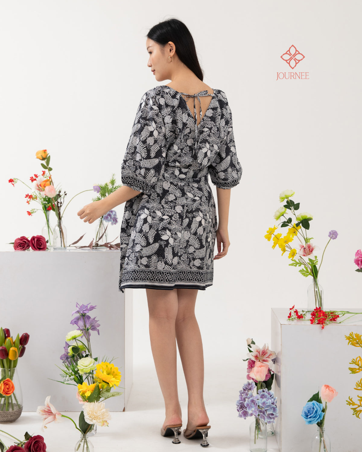 Avina Babydoll dress Noir
