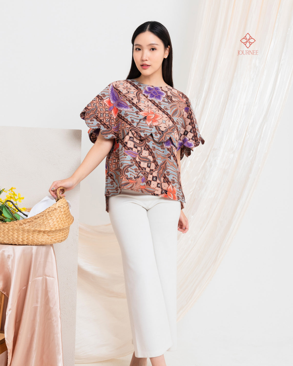 Allu Batik Scallop Top Kupu