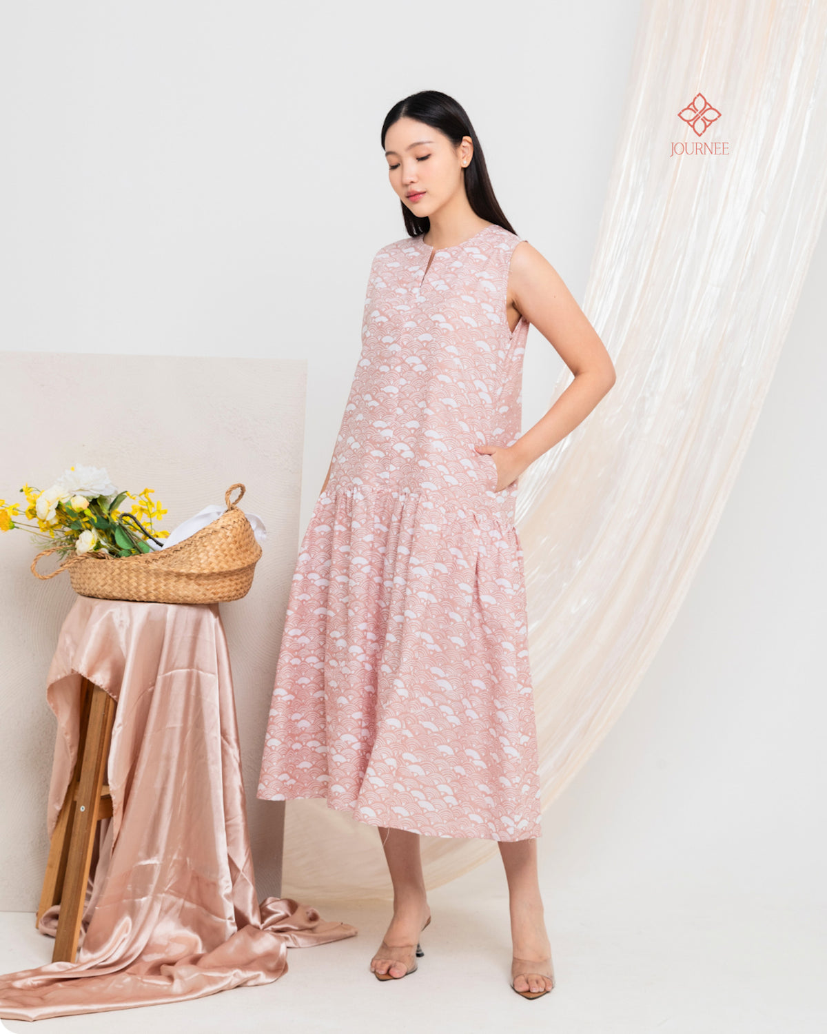 Abrina Midi Batik Cap Oat