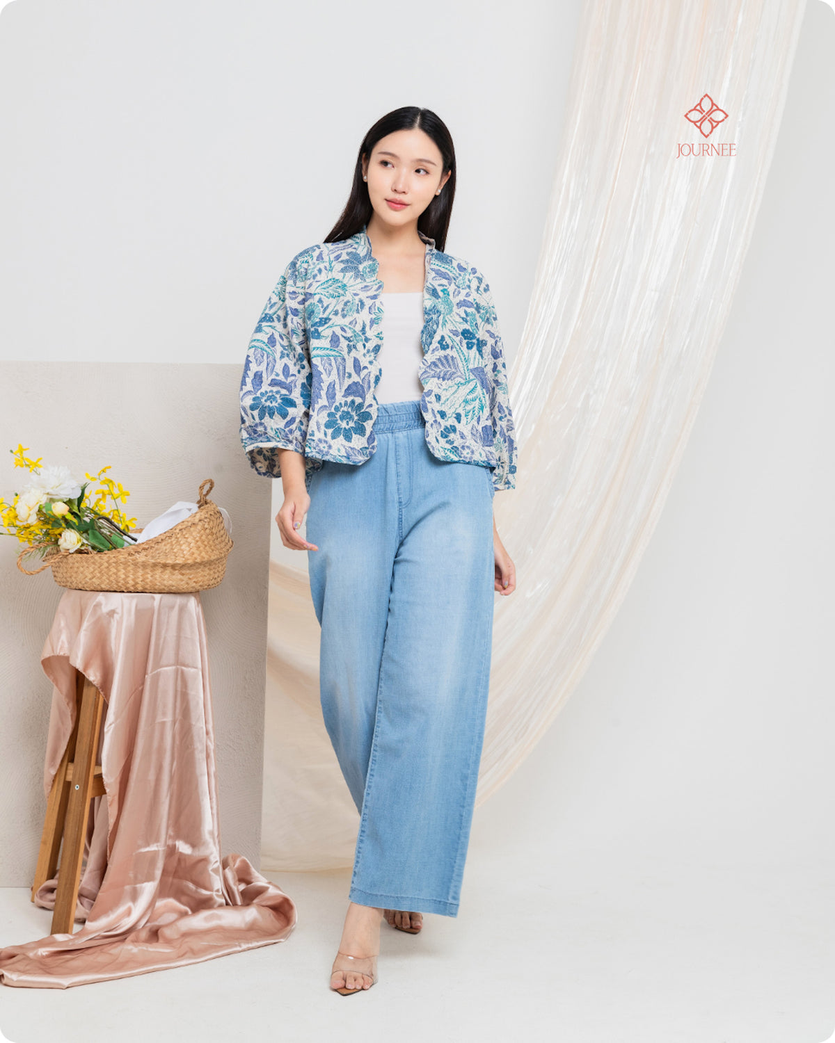 Amil Batik Scallop Outer SkyBlue