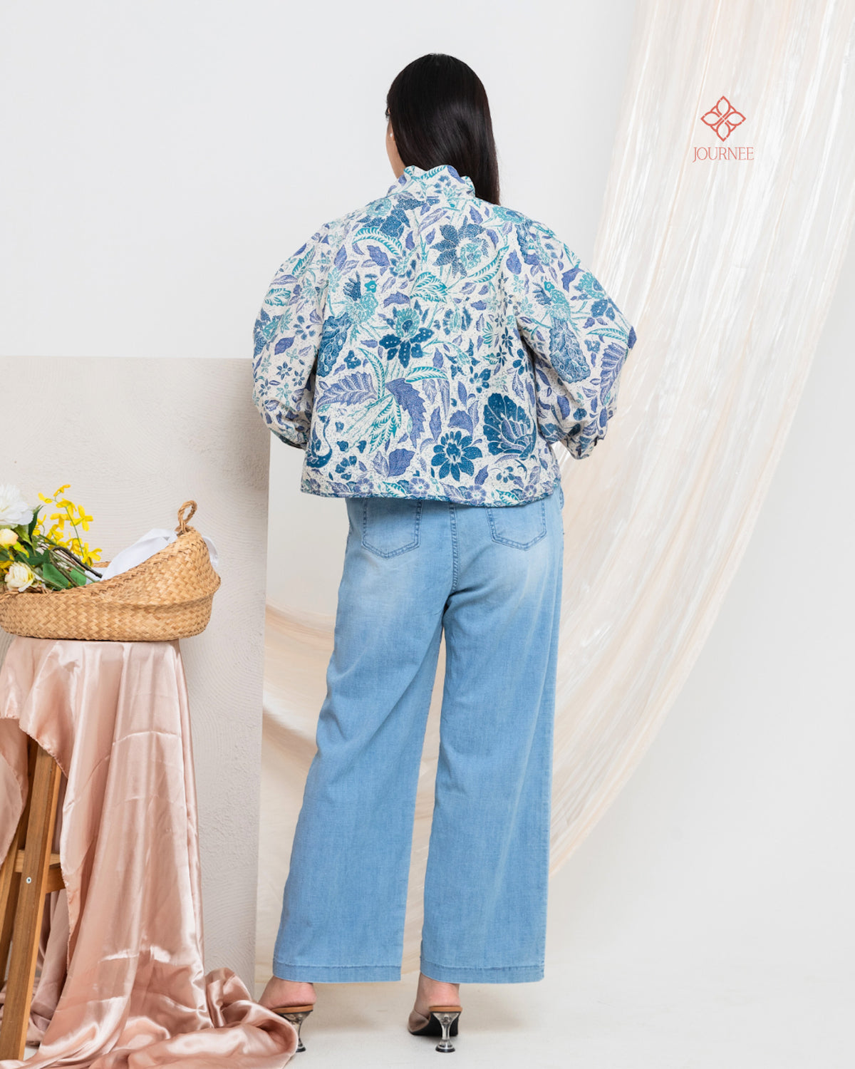 Amil Batik Scallop Outer SkyBlue