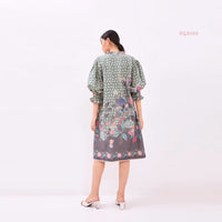 Agenie Midi Batik Dress Pine