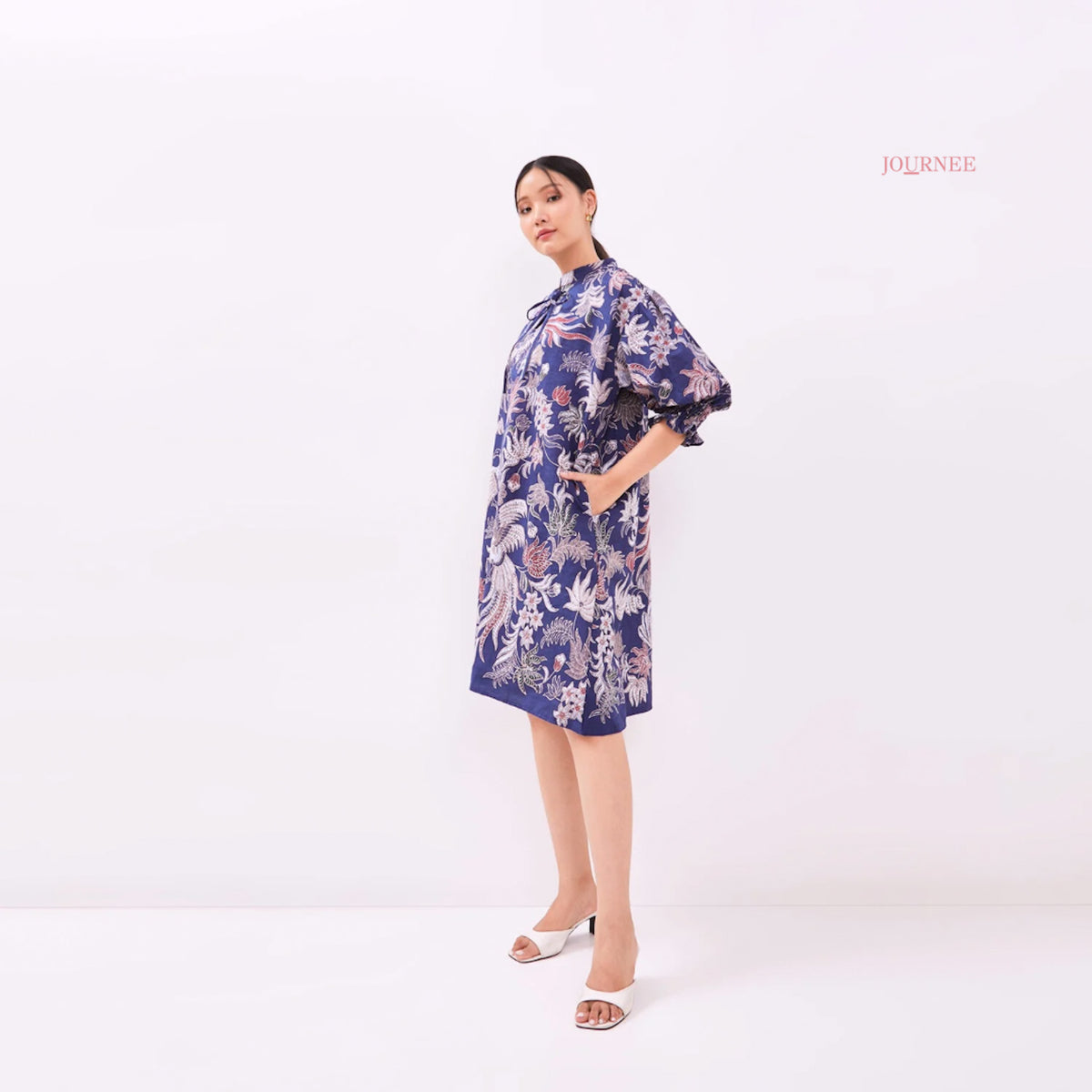 Agenie Midi Batik Dress Ciel